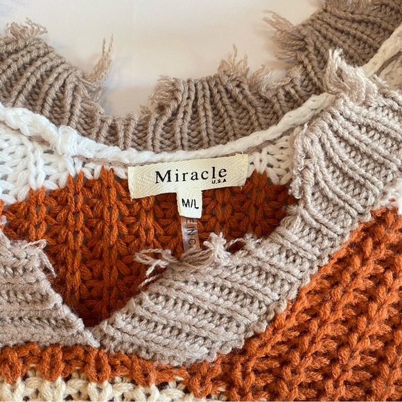 Miracle Cream and Orange V-Neck Sweater - Picture 3 of 5